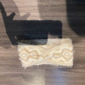 Cream Coloured Winter Headband.